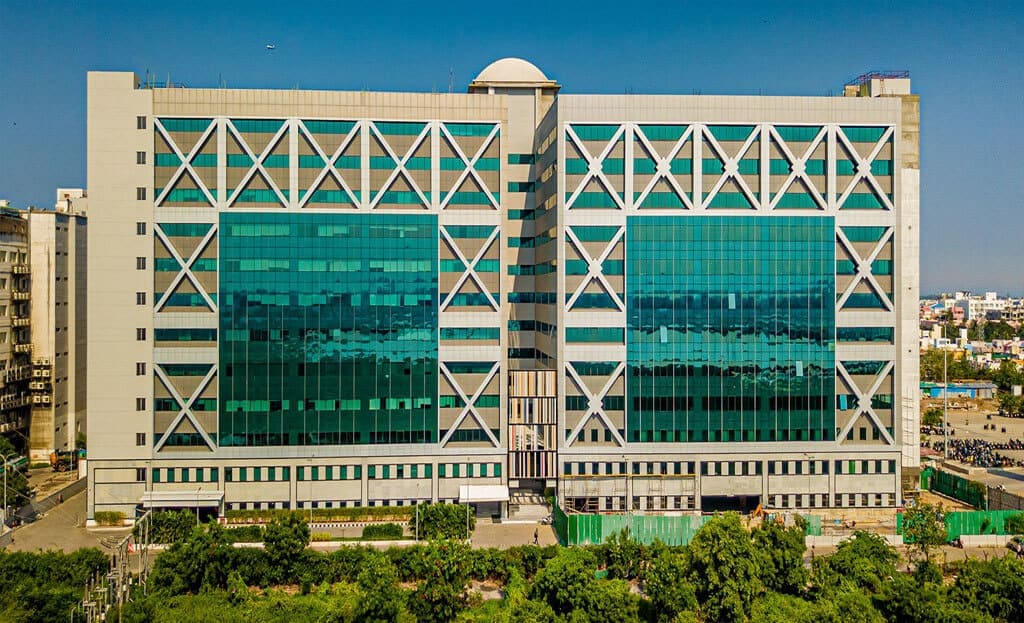 Contemporary workspace aesthetics of a corporate guest