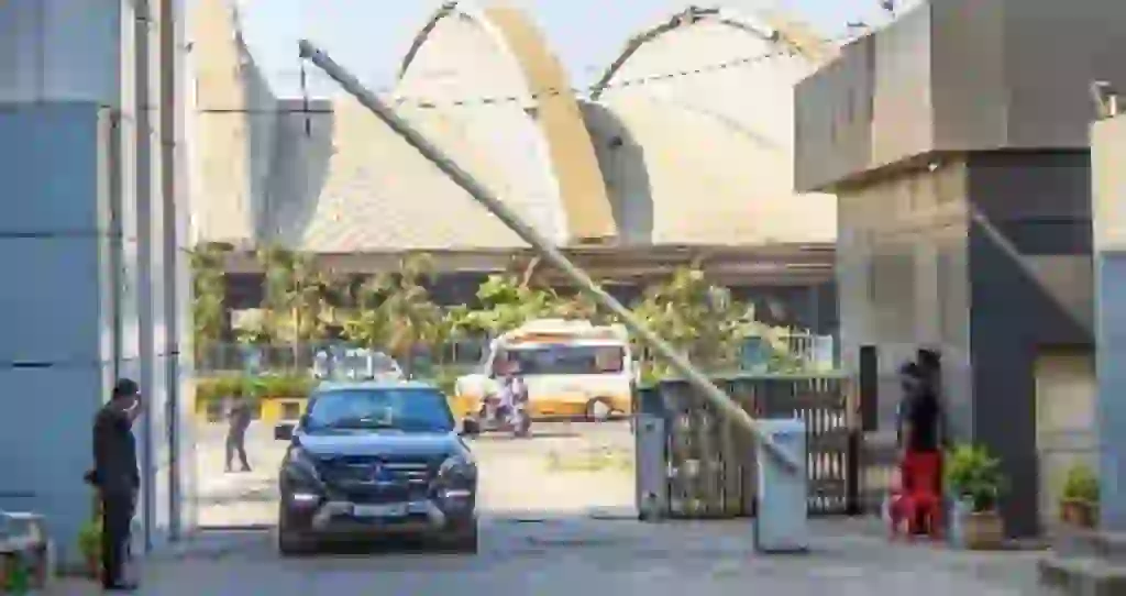 Professionally planned virtual office address solution environment