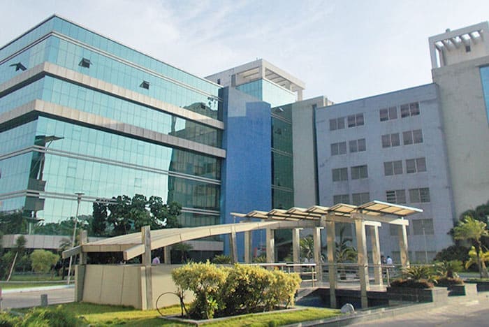 Contemporary workspace aesthetics of a virtual office   