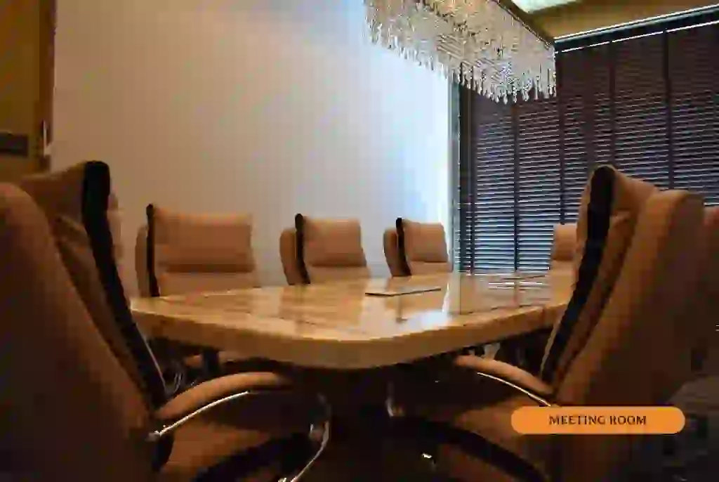 Contemporary workspace aesthetics of a virtual office