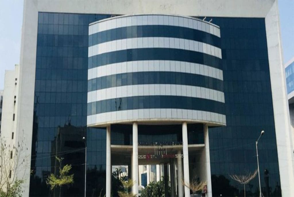 Collaborative and functional corporate guest house facility