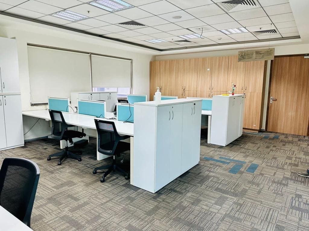 Strategic business setup featuring virtual office address